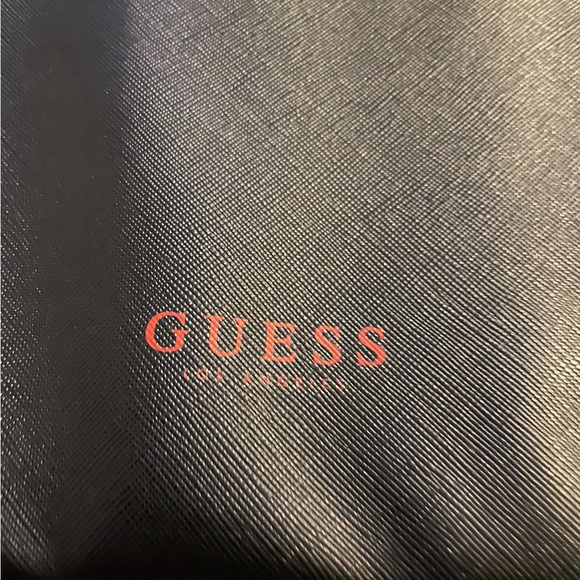 Guess 15” laptop sleeve black with red guess worg soft cushion soft interior NW - Picture 7 of 7